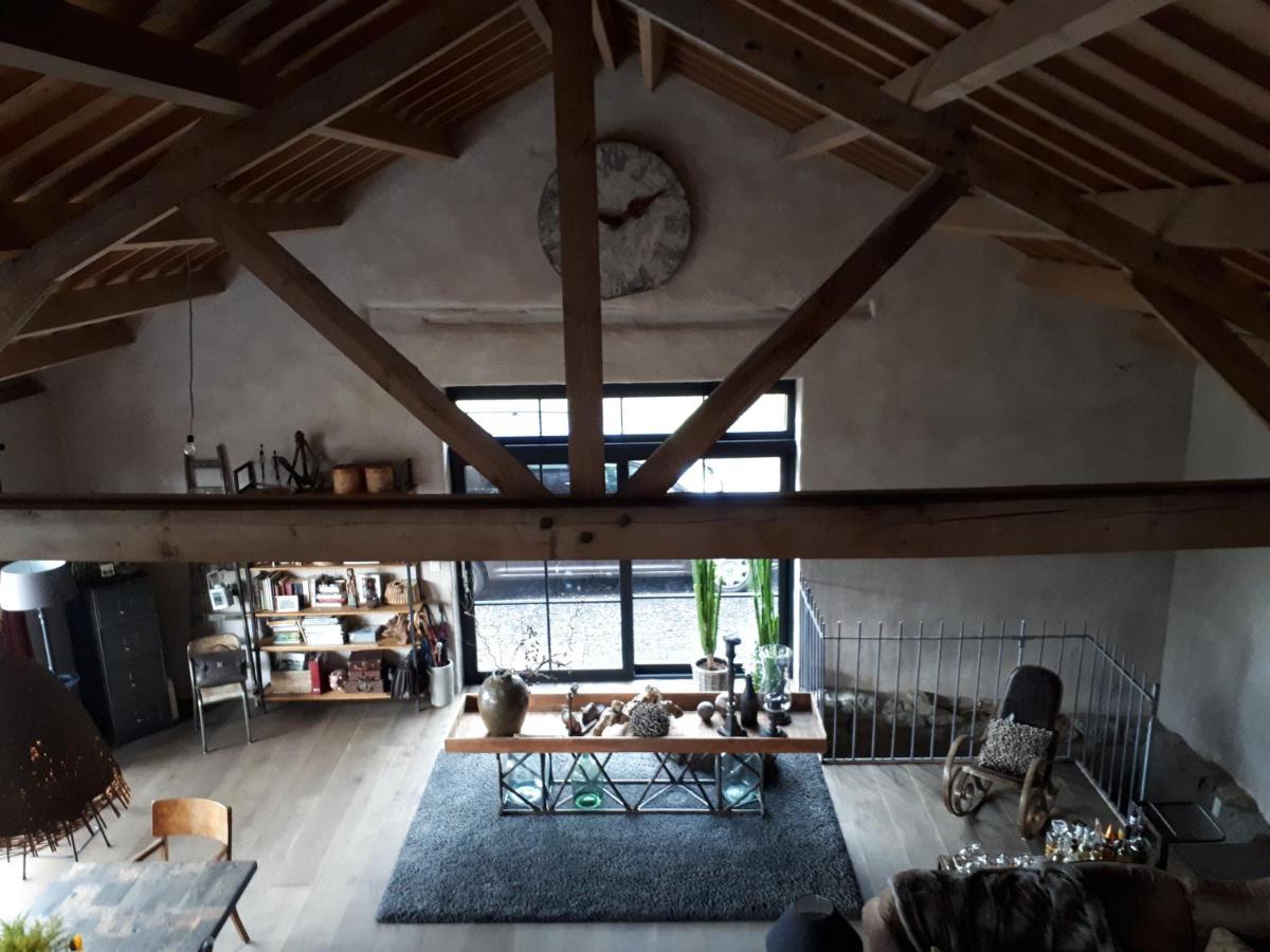 Le Hangar Des Voyageurs Petit-Halleux Eksteriør billede