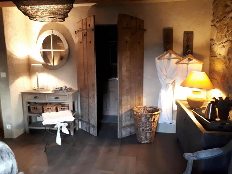 Le Hangar Des Voyageurs Petit-Halleux Eksteriør billede